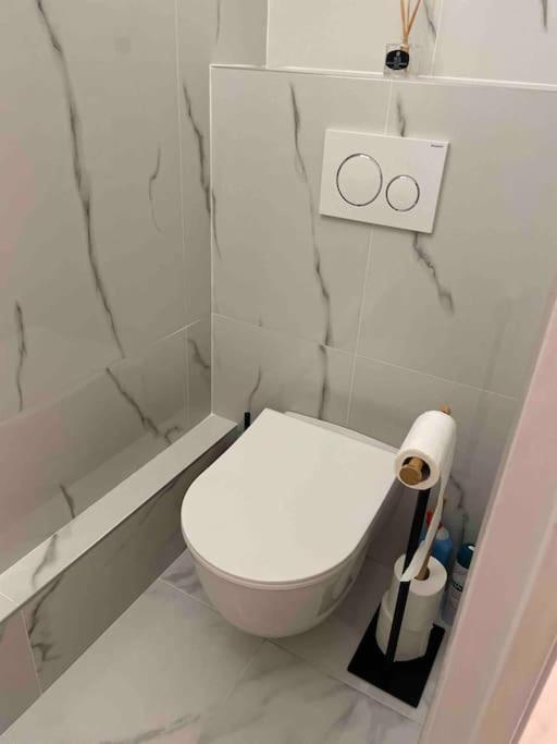 Superbe Appartement Carre Delfino Port De 니스 외부 사진